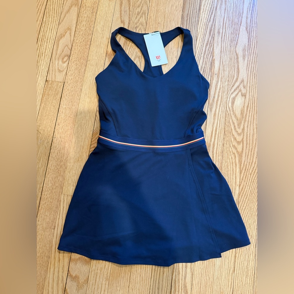Wilson women’s tennis dress nwt, size S